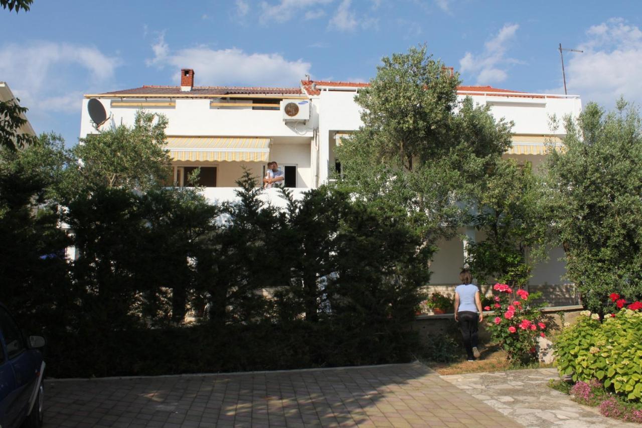 Apartments With A Parking Space Novalja, Pag - 6504 Exterior photo