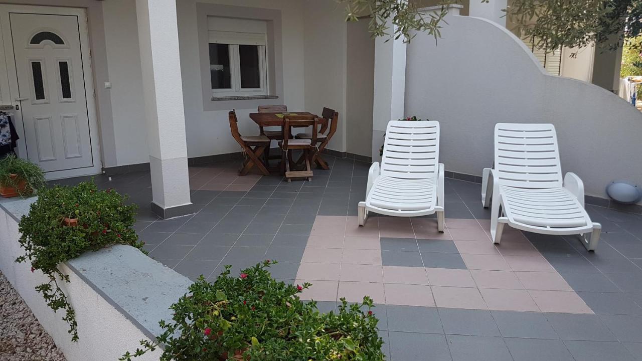 Apartments With A Parking Space Novalja, Pag - 6504 Exterior photo